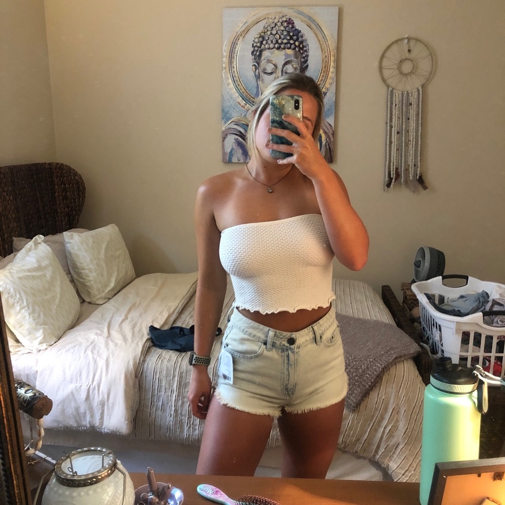 *SOLD* NEW High Waist Cut Off Denim Shorts
